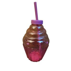 NEW Cupcake Shaped Drinking Cup with Straw 21.9 fl oz SET OF 5 CUPS